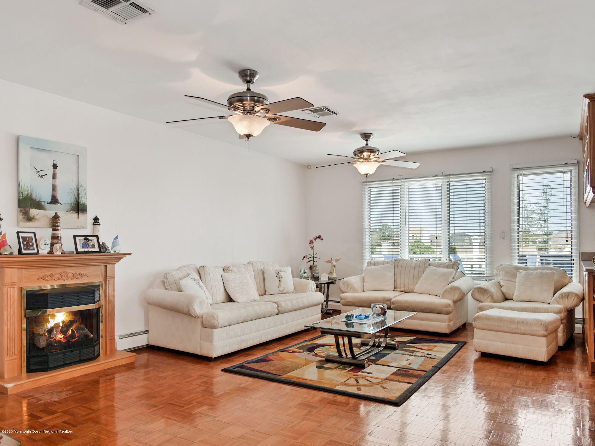 47 Topsail Road Brick, NJ 08723 - Photo 10 of 53 012_47_Topsail_Rd_294135_533829