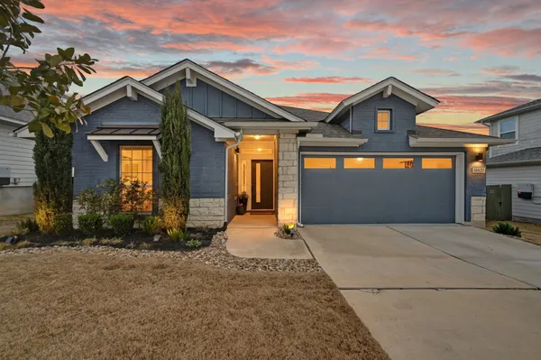 $389,900 | 16620 Sumptuous Drive, Manor, TX 78653
