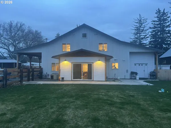 $494,500 | 1270 North 1st Street, Union, OR 97883