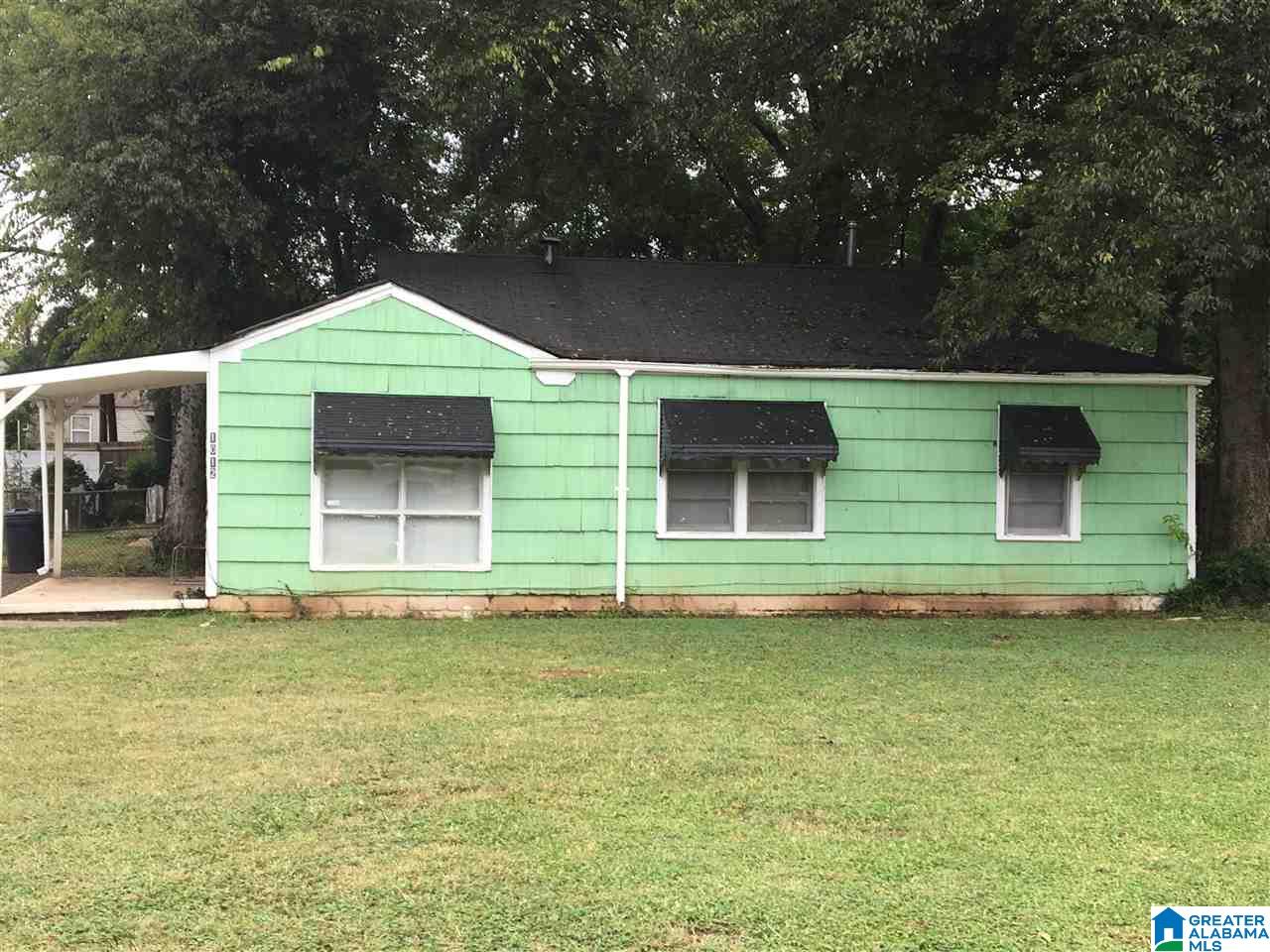 1012 17th Place Southwest Birmingham, AL 35211 - Photo 1 of 1