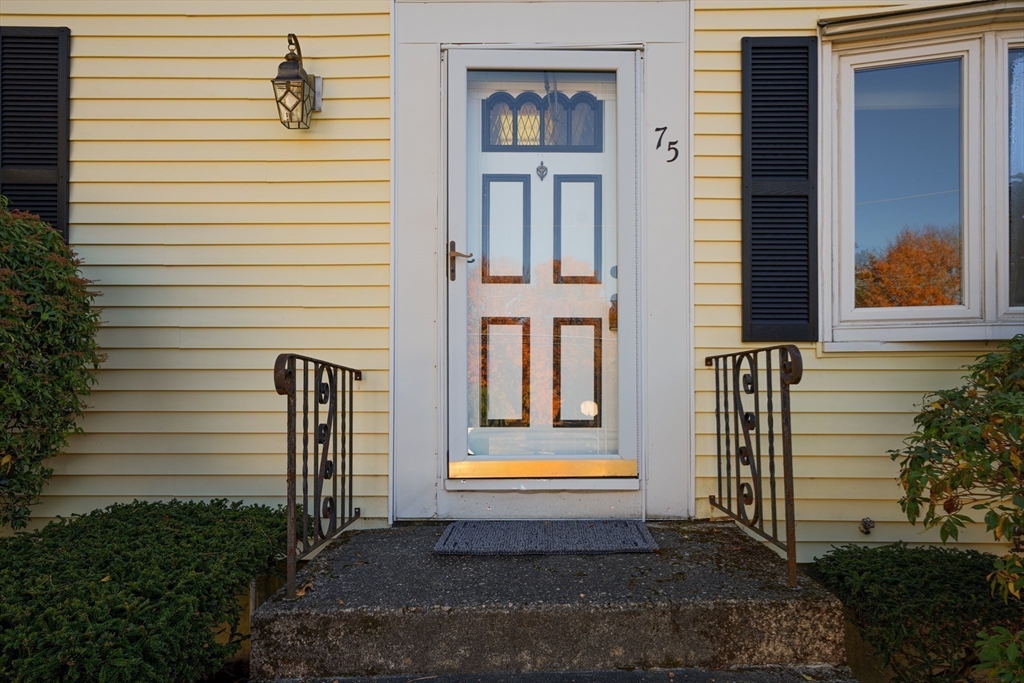 75 Kings View Road Marlborough, MA 01752 - Photo 2 of 39 Gallery Image 2