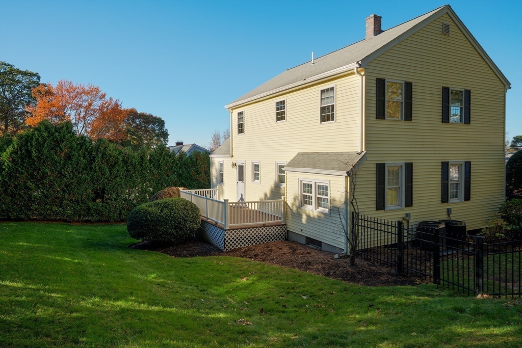 75 Kings View Road Marlborough, MA 01752 - Photo 30 of 39 Gallery Image 30
