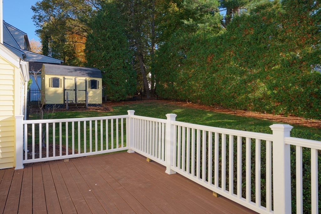 75 Kings View Road Marlborough, MA 01752 - Photo 10 of 39 Gallery Image 10