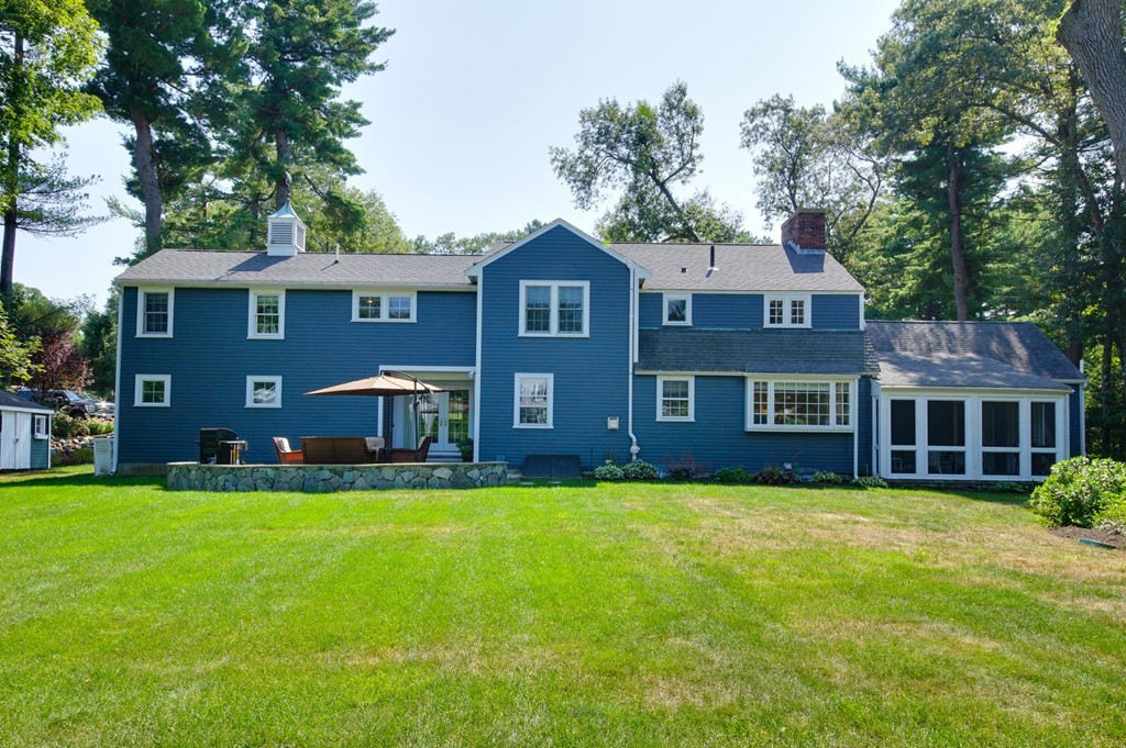 24 Ledgewood Road Winchester, MA 01890 - Photo 2 of 29 Gallery Image 2