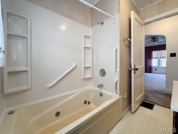 $190,000 | 600 South Rolla Street, Rolla, MO 65401