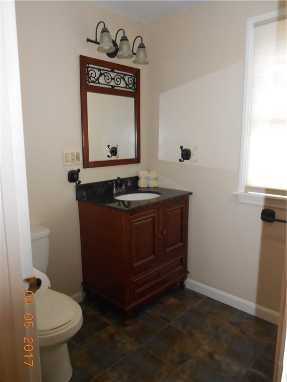 8 Tucker Road Smithfield, RI 02828 - Photo 8 of 16