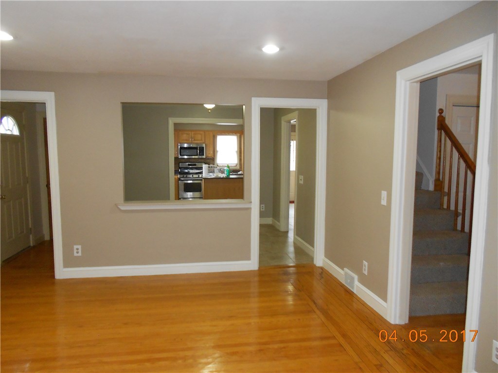 8 Tucker Road Smithfield, RI 02828 - Photo 10 of 16
