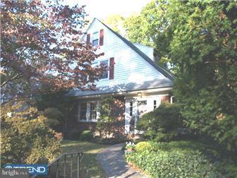 35 Rolling Road Wynnewood, PA 19096 - Photo 2 of 12