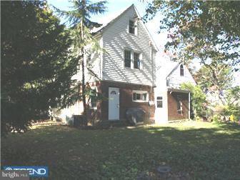 35 Rolling Road Wynnewood, PA 19096 - Photo 3 of 12