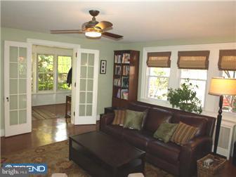 35 Rolling Road Wynnewood, PA 19096 - Photo 5 of 12