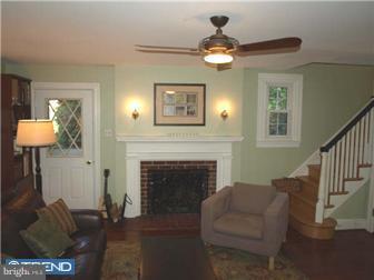 35 Rolling Road Wynnewood, PA 19096 - Photo 6 of 12