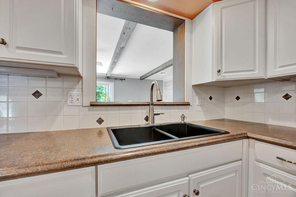 8714 Wuest Road Cincinnati, OH 45251 - Photo 9 of 64 Gallery Image 9