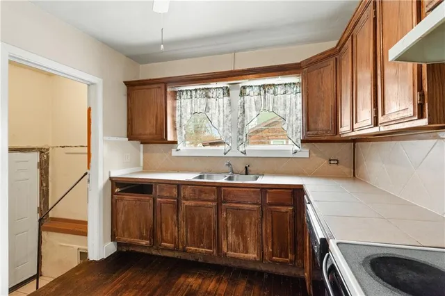 $155,000 | 9735 East Winner Road, Independence, MO 64052