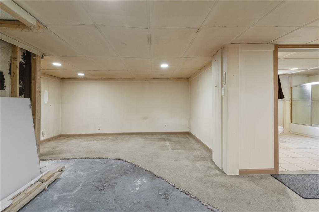 9735 East Winner Road Independence, MO 64052 - Photo 21 of 31