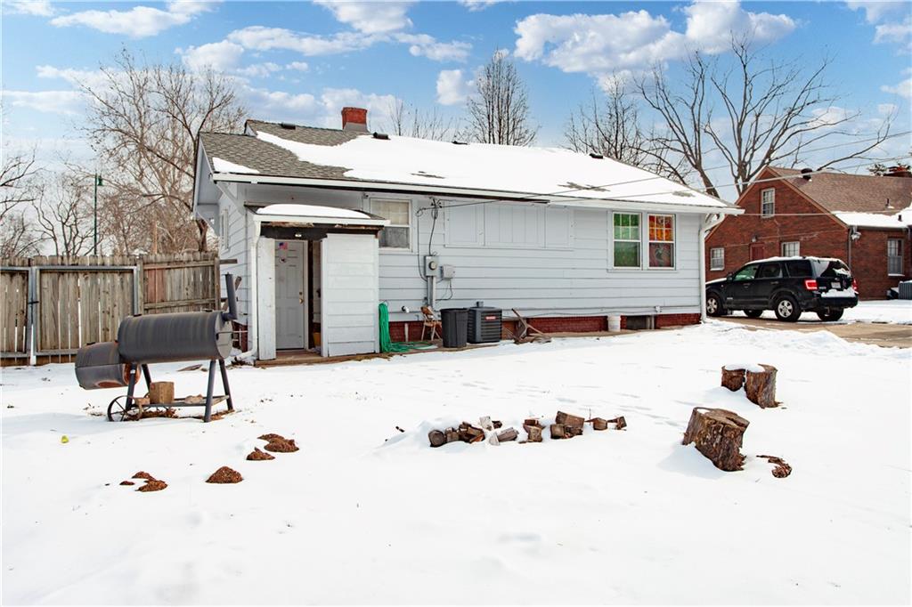 9735 East Winner Road Independence, MO 64052 - Photo 30 of 31