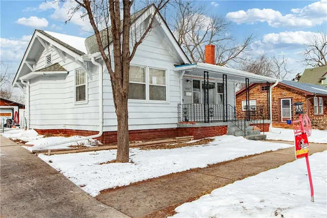 $155,000 | 9735 East Winner Road, Independence, MO 64052