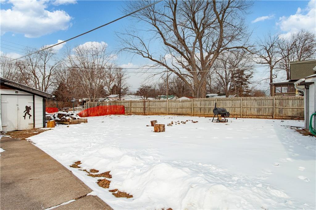 9735 East Winner Road Independence, MO 64052 - Photo 31 of 31