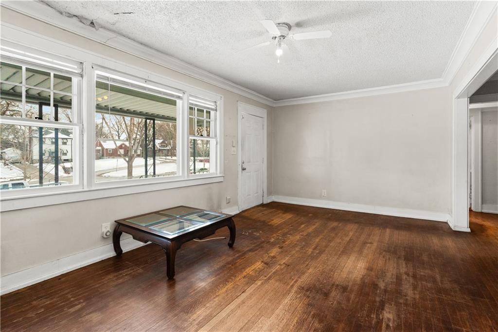 9735 East Winner Road Independence, MO 64052 - Photo 8 of 31