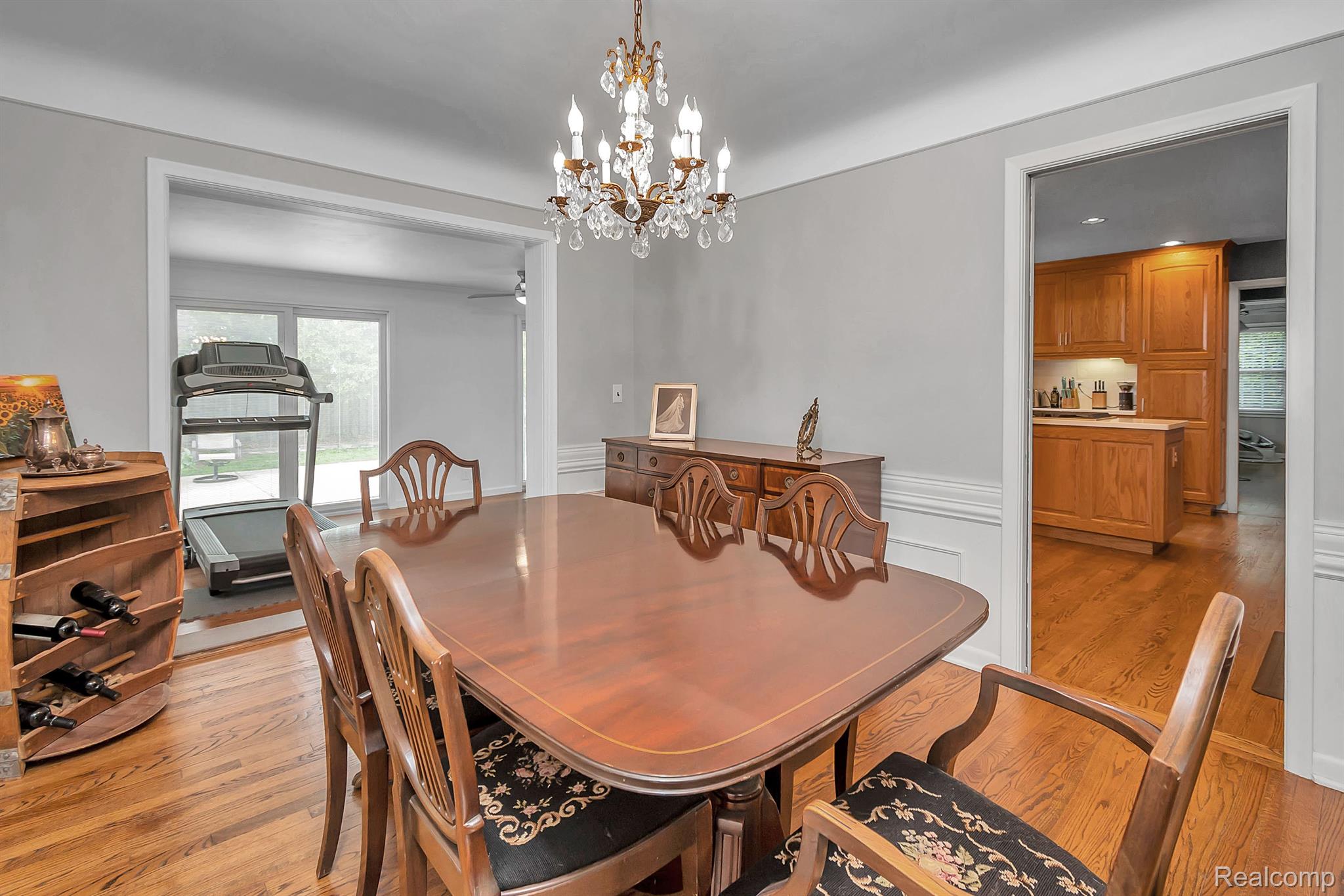 580 Cook Road Grosse Pointe, MI 48236 - Photo 14 of 48 Gallery Image 14