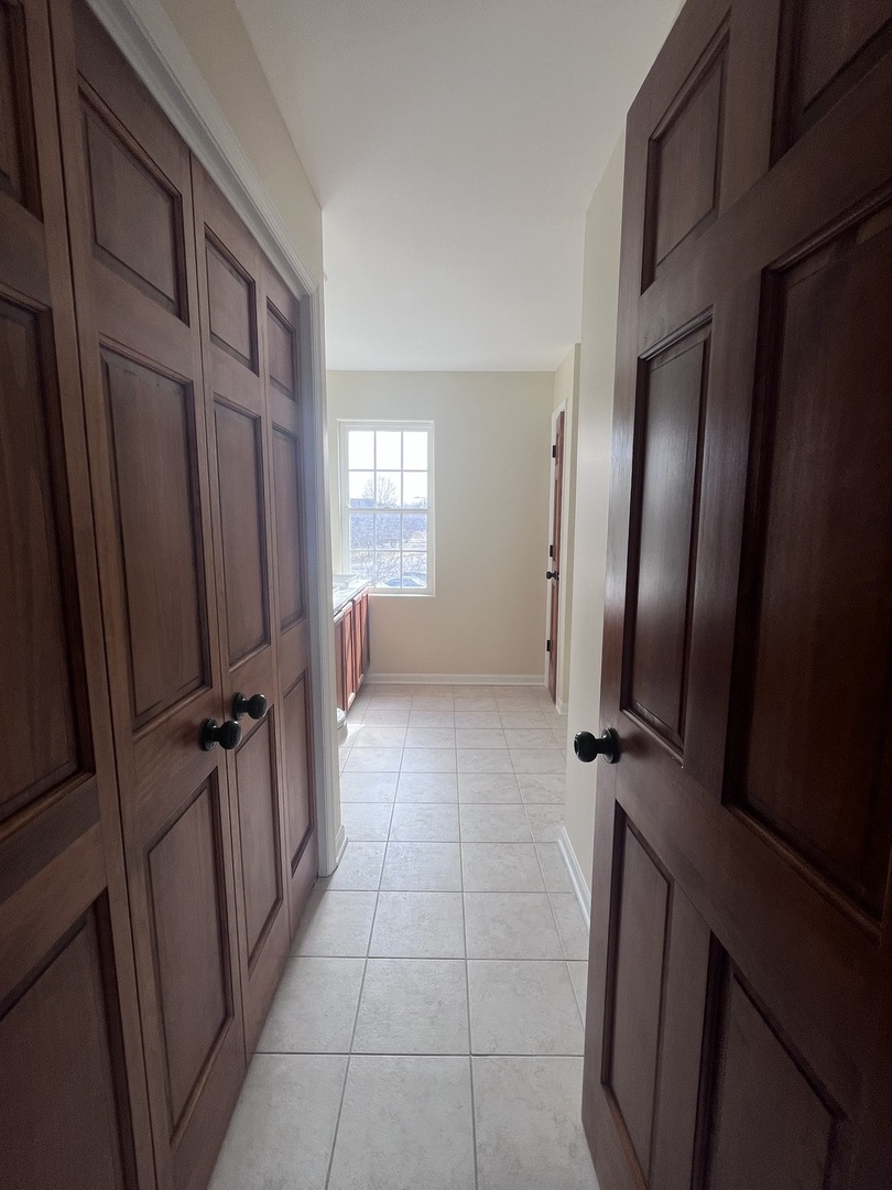 547 Goodwin Drive Bolingbrook, IL 60440 - Photo 15 of 36