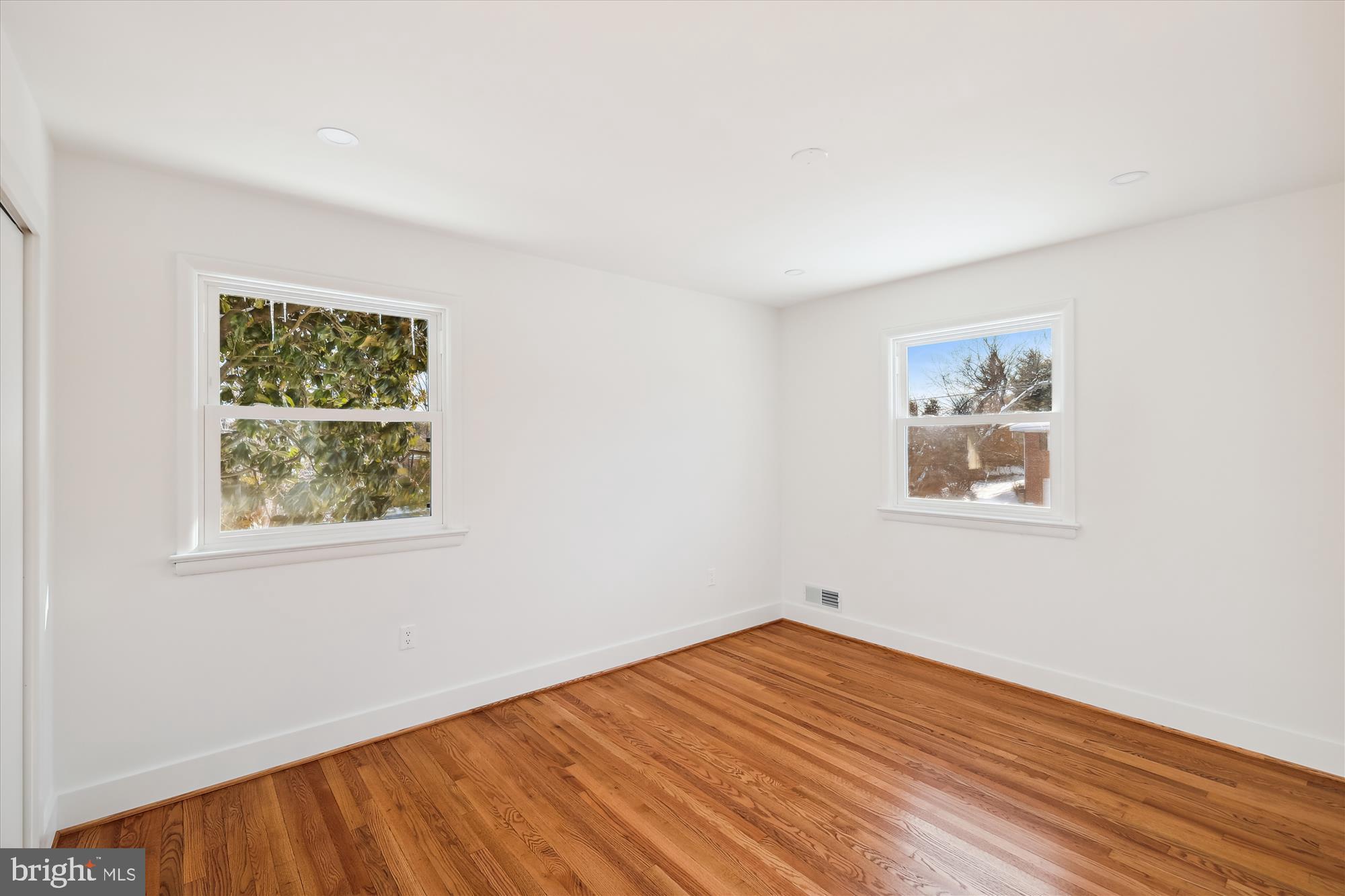 10905 Oakwood Street Silver Spring, MD 20901 - Photo 14 of 20