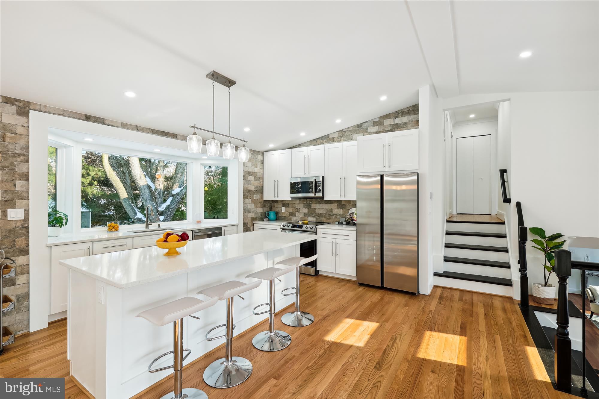 10905 Oakwood Street Silver Spring, MD 20901 - Photo 5 of 20