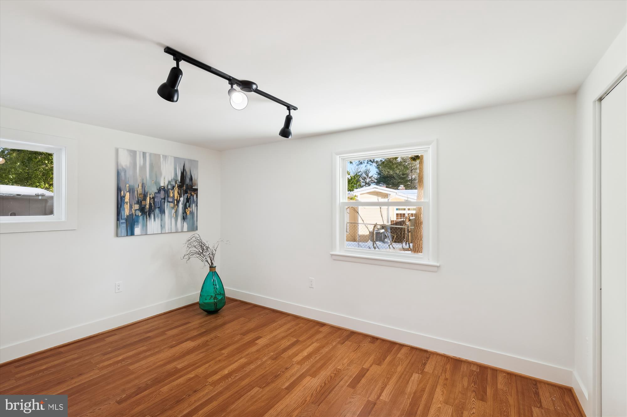 10905 Oakwood Street Silver Spring, MD 20901 - Photo 10 of 20