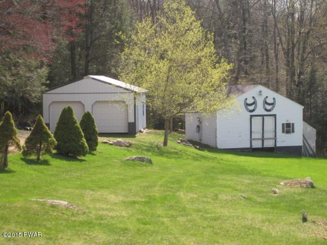 267 Hemlock Grove Road Newfoundland, PA 18445 - Photo 3 of 50