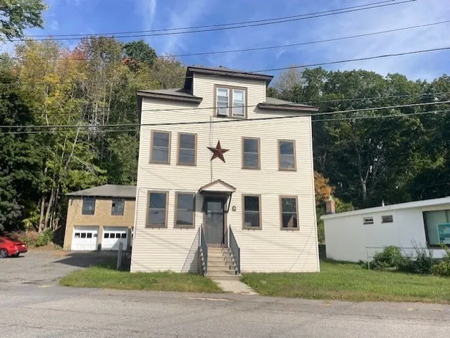 $1,650 | 5 Sand Street, Unit 1, Gardner, MA 01440