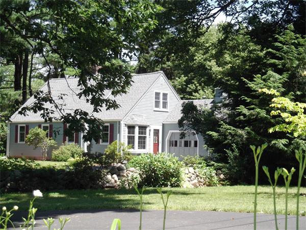 174 Tahattawan Road Littleton, MA 01460 - Photo 1 of 23 Gallery Image 1