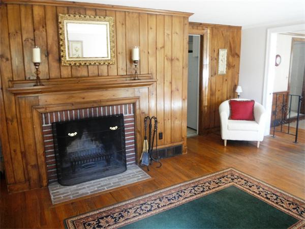 174 Tahattawan Road Littleton, MA 01460 - Photo 4 of 23 Gallery Image 4