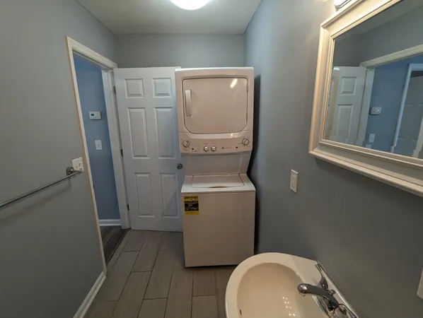 $1,375 | 2222 Morena Street, Unit B, Nashville, TN 37208