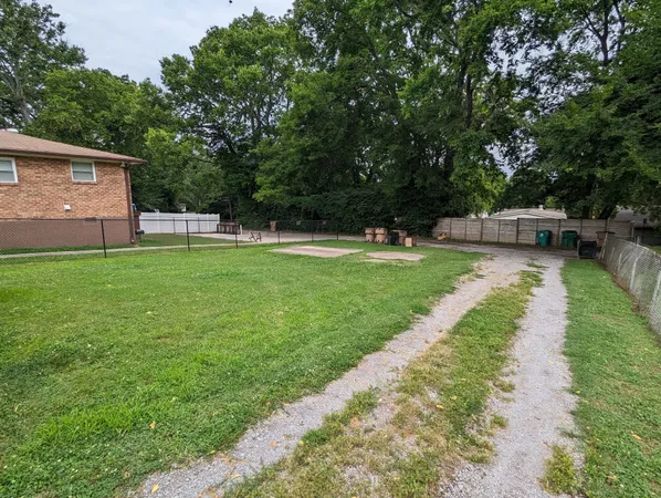 $1,375 | 2222 Morena Street, Unit B, Nashville, TN 37208