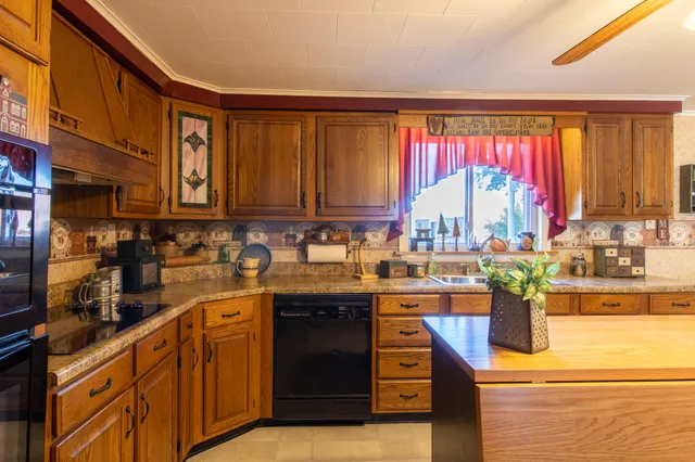 $345,000 | 49 North Street, Newport, ME 04953