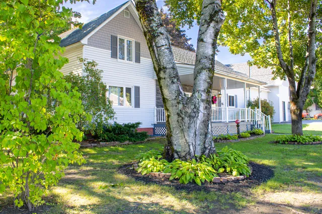 $345,000 | 49 North Street, Newport, ME 04953