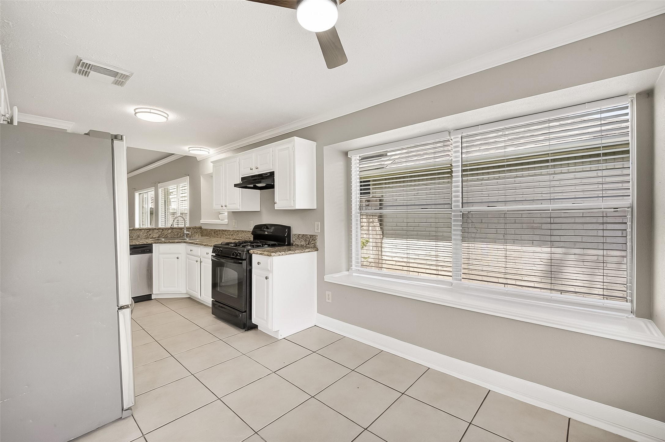 12403 Meadow Ridge Drive Stafford, TX 77477 - Photo 19 of 47