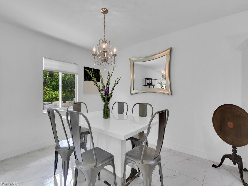 433 Castle Road Naples, FL 34119 - Photo 11 of 32 Gallery Image 11