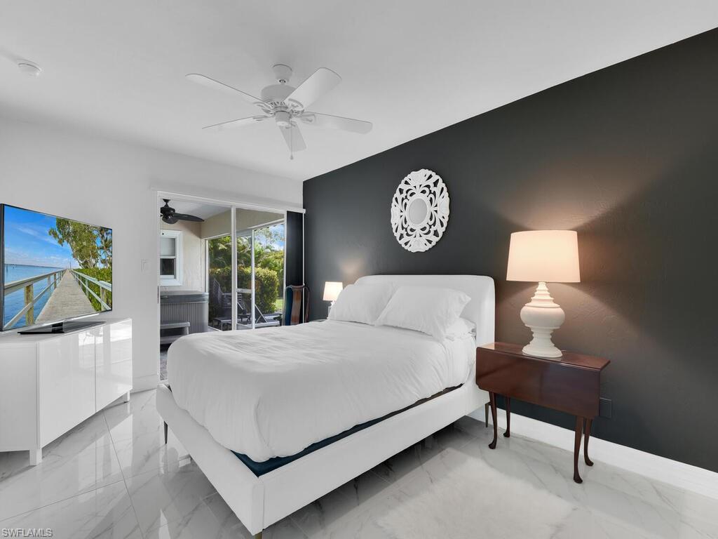 433 Castle Road Naples, FL 34119 - Photo 15 of 32 Gallery Image 15
