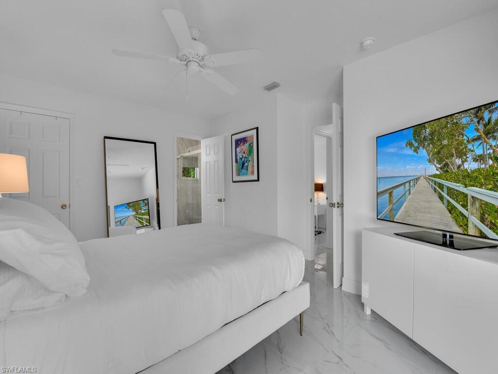 433 Castle Road Naples, FL 34119 - Photo 16 of 32 Gallery Image 16