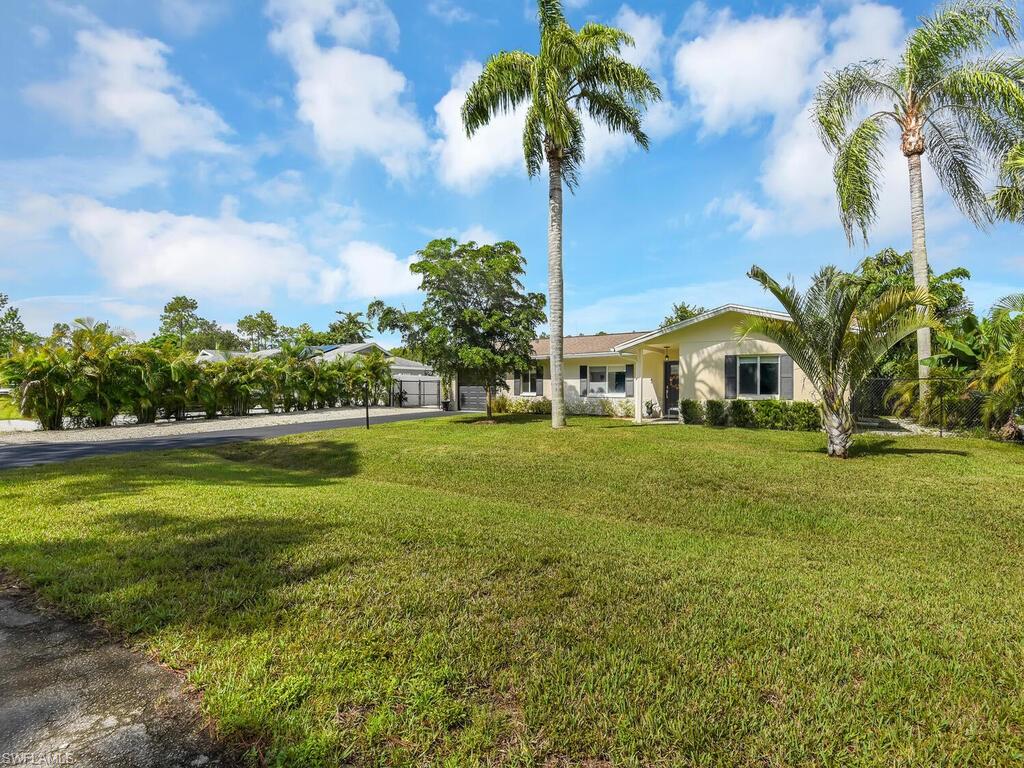 433 Castle Road Naples, FL 34119 - Photo 30 of 32 Gallery Image 30