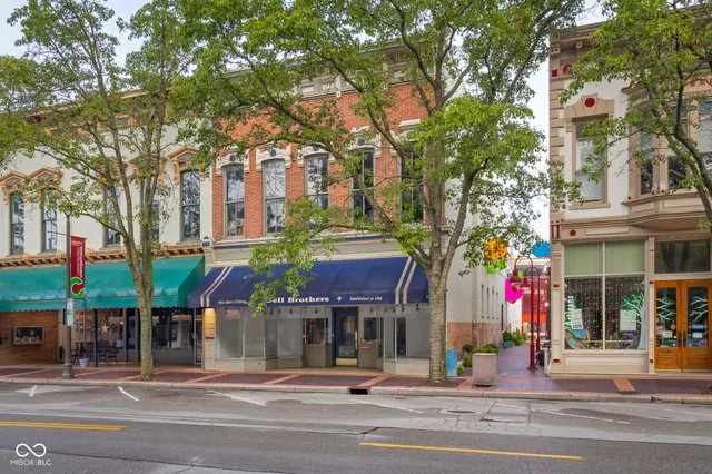 $15 | 416 Washington Street, Columbus, IN 47201