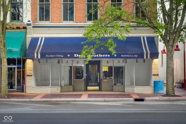 $15 | 416 Washington Street, Columbus, IN 47201