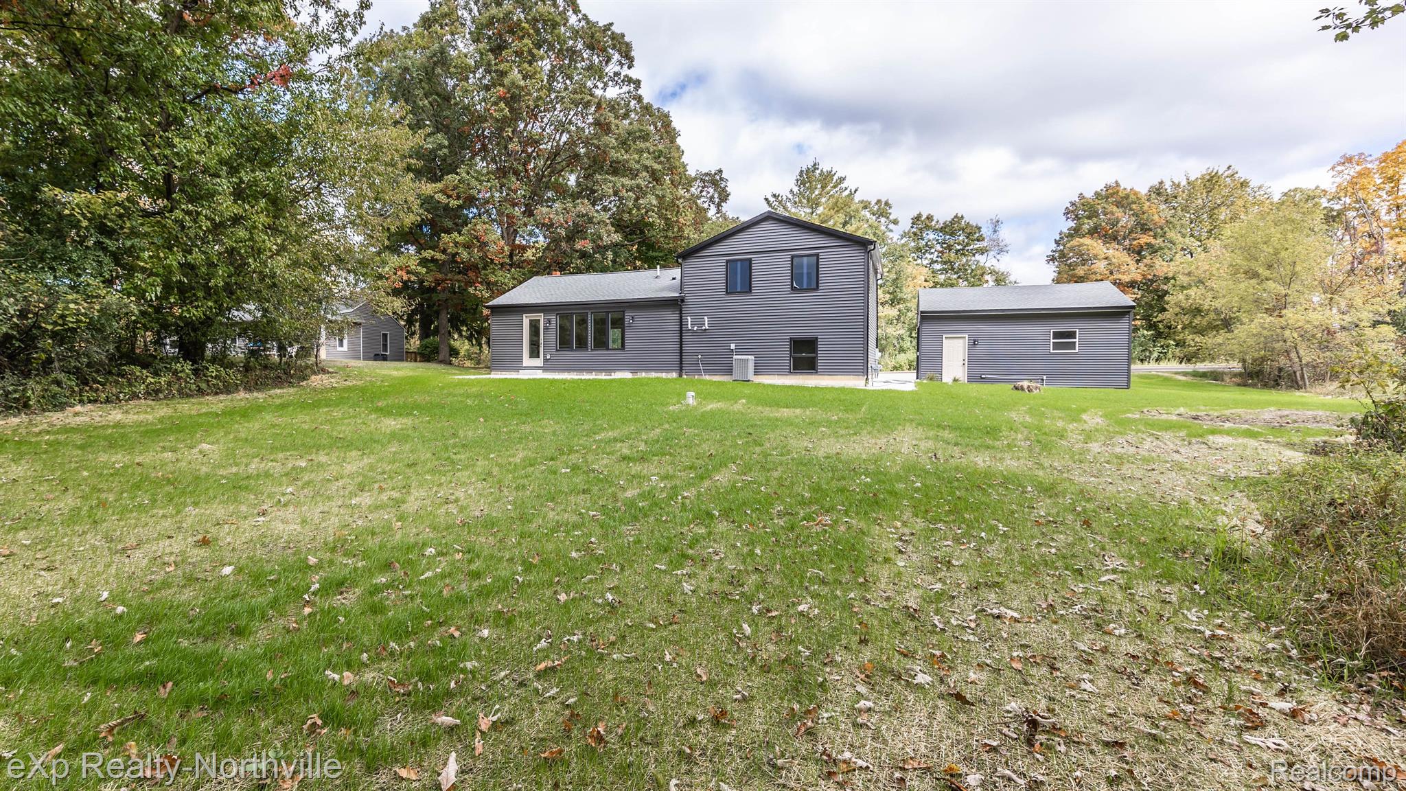 1020 7 Mile Road Whitmore Lake, MI 48189 - Photo 8 of 55 Gallery Image 8