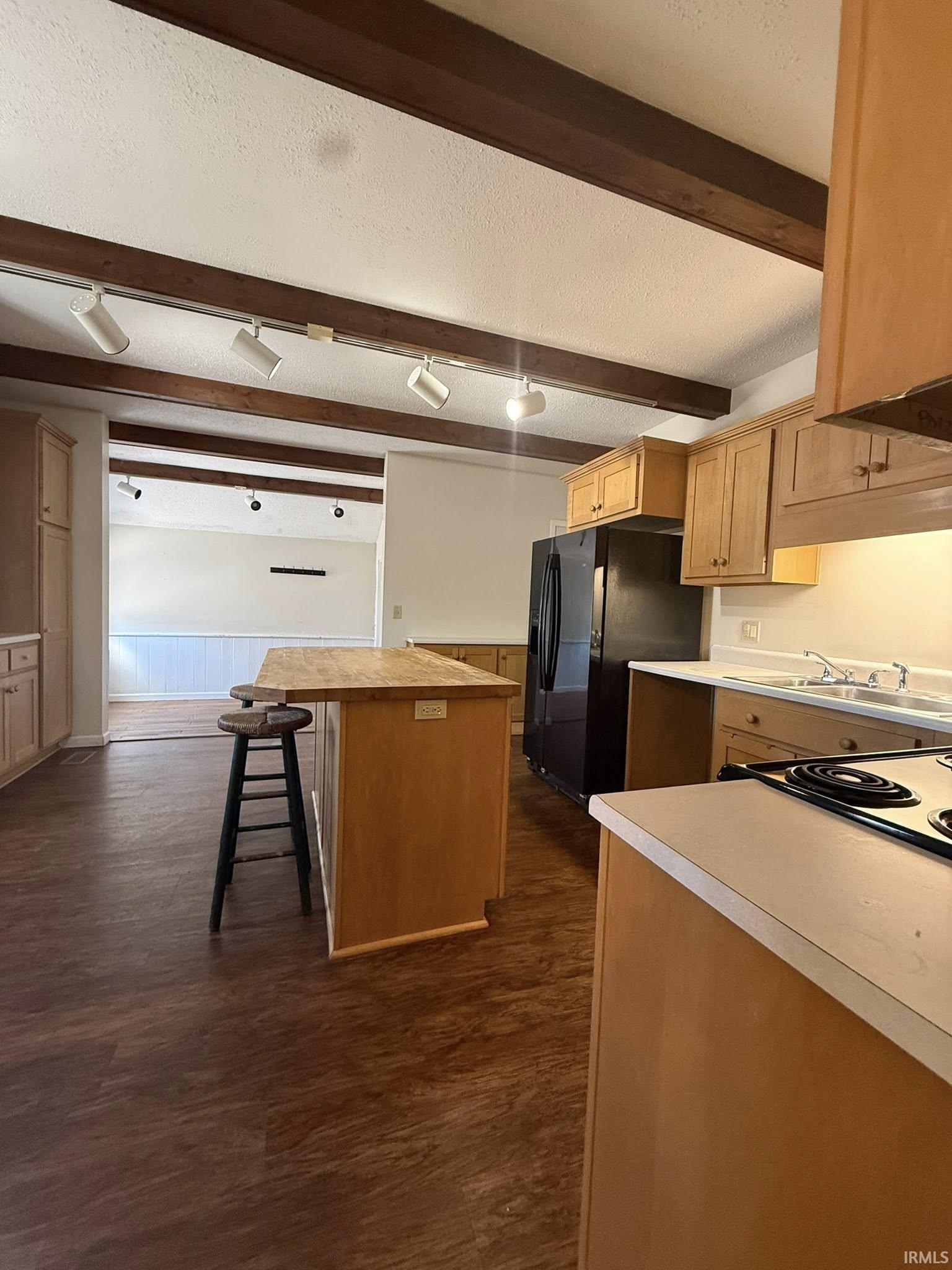 917 Hart Street Vincennes, IN 47591 - Photo 6 of 19