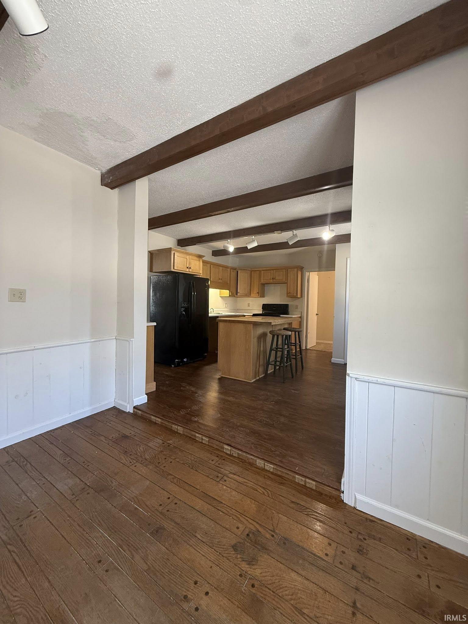 917 Hart Street Vincennes, IN 47591 - Photo 9 of 19