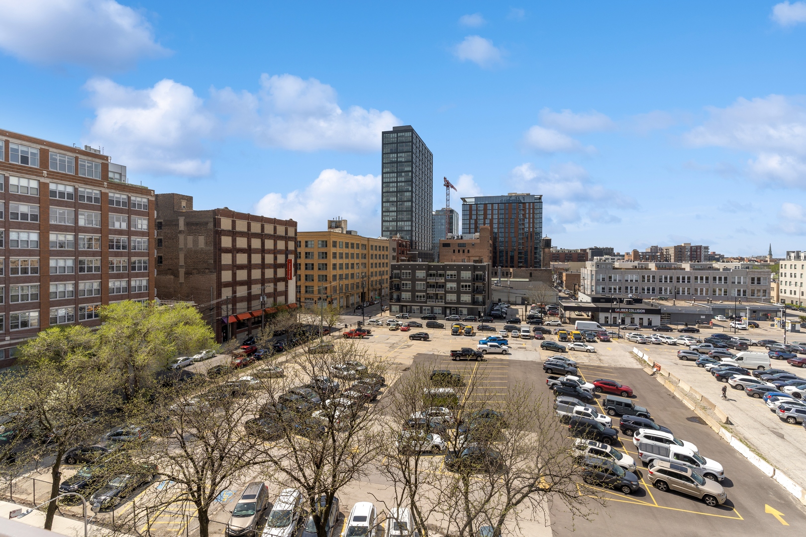 321 South Sangamon Street, Unit 603 Chicago, IL 60607 - Photo 12 of 12 a city view