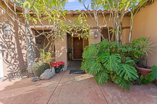 $1,650,000 | 15141 Post Oak Lane, El Cajon, CA 92021