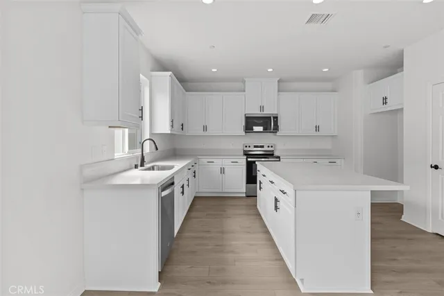 $637,888 | 27379 Dunite Drive, Perris, CA 92571