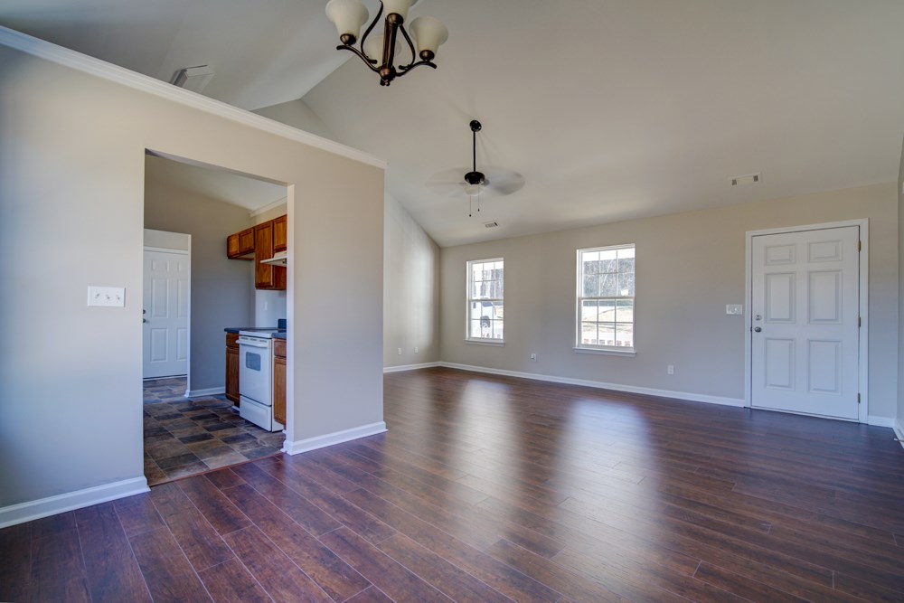 1340 Martin Road Spartanburg, SC 29301 - Photo 3 of 18 Gallery Image 3
