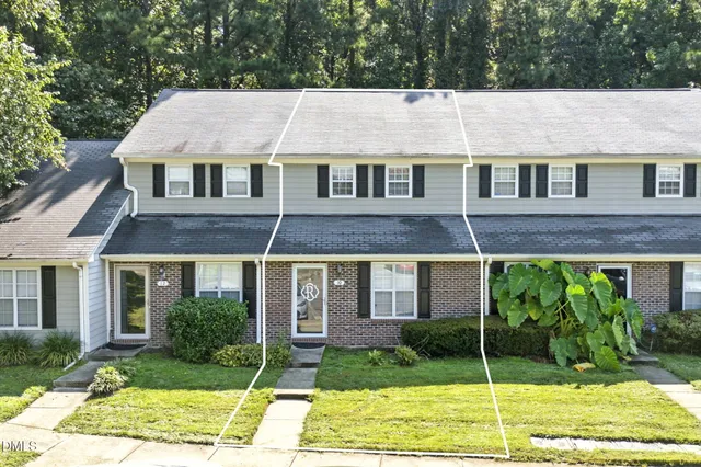 $179,900 | 10 Hartford Court, Durham, NC 27707